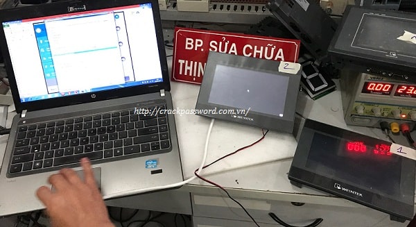 crack-hmi-weintek